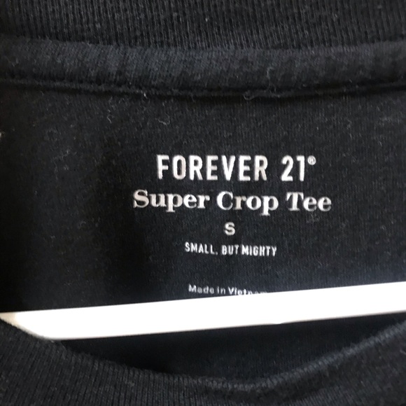 Cropped tee - Picture 3 of 3